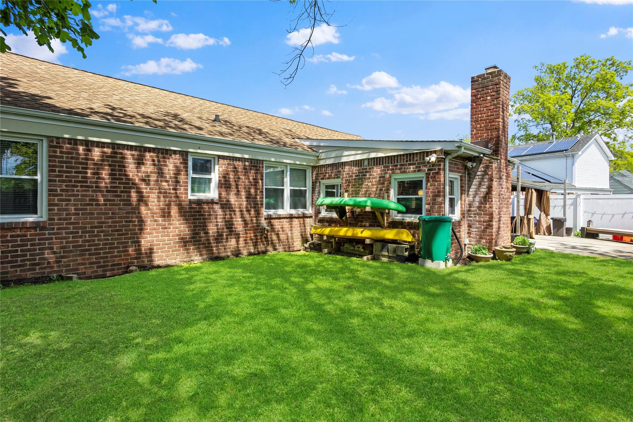 Single Family Chestnut  Nassau County, NY 11580, MLS-856020-28