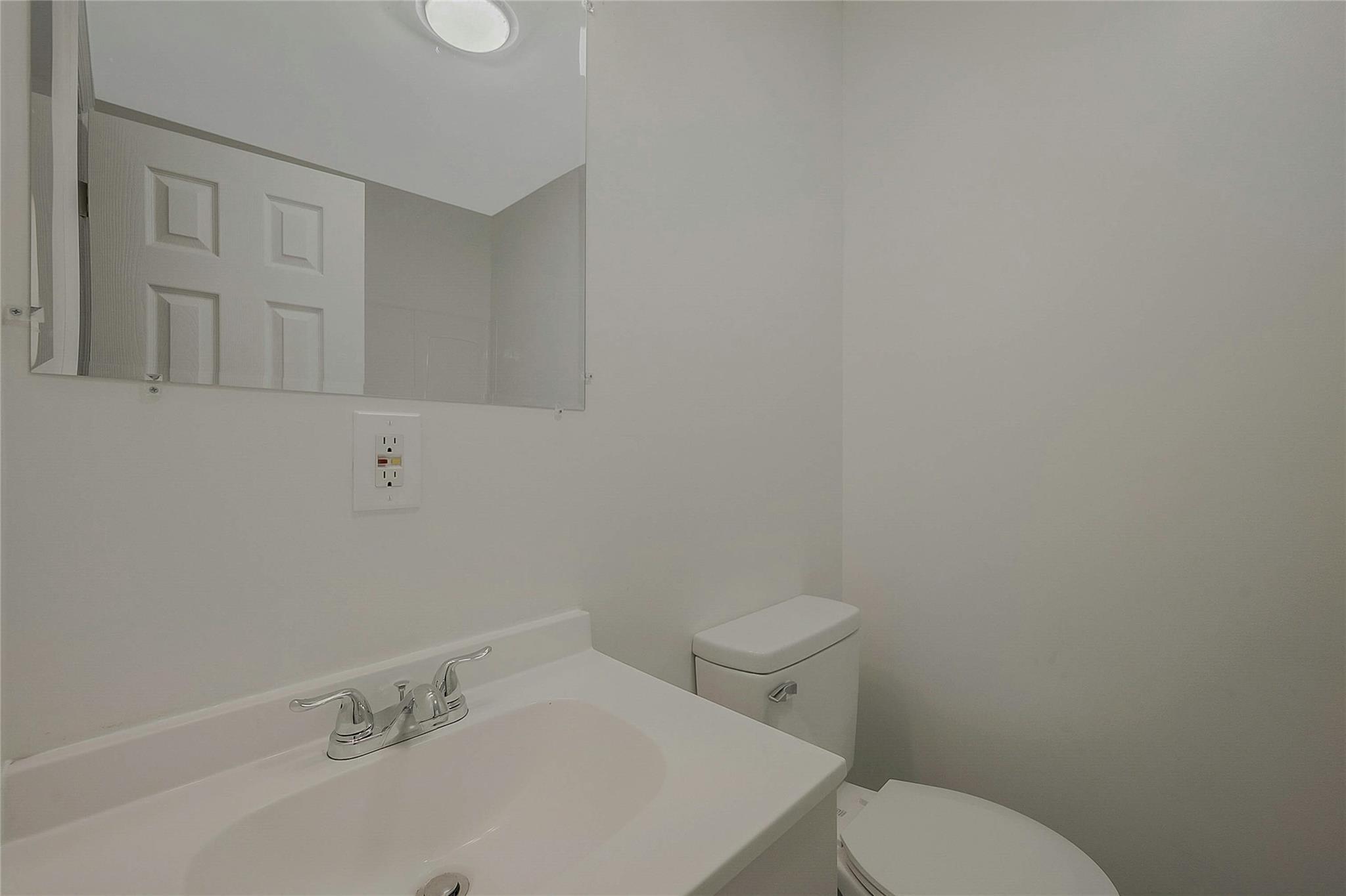 Single Family Stanley  Suffolk County, NY 11720, MLS-856029-27