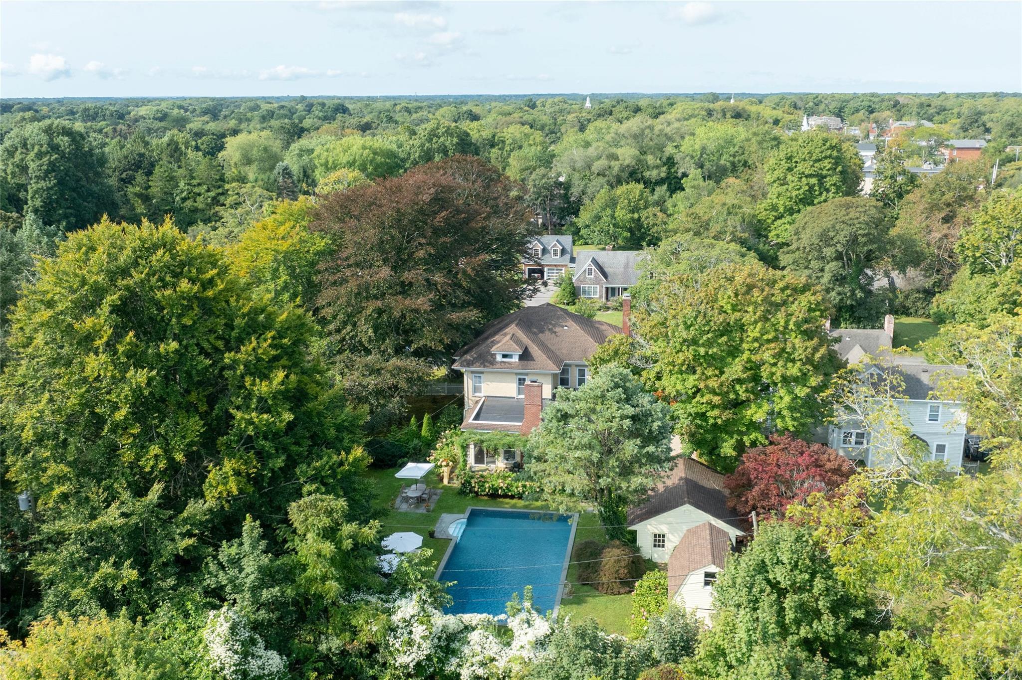 Single Family Maple  Suffolk County, NY 11971, MLS-856031-35
