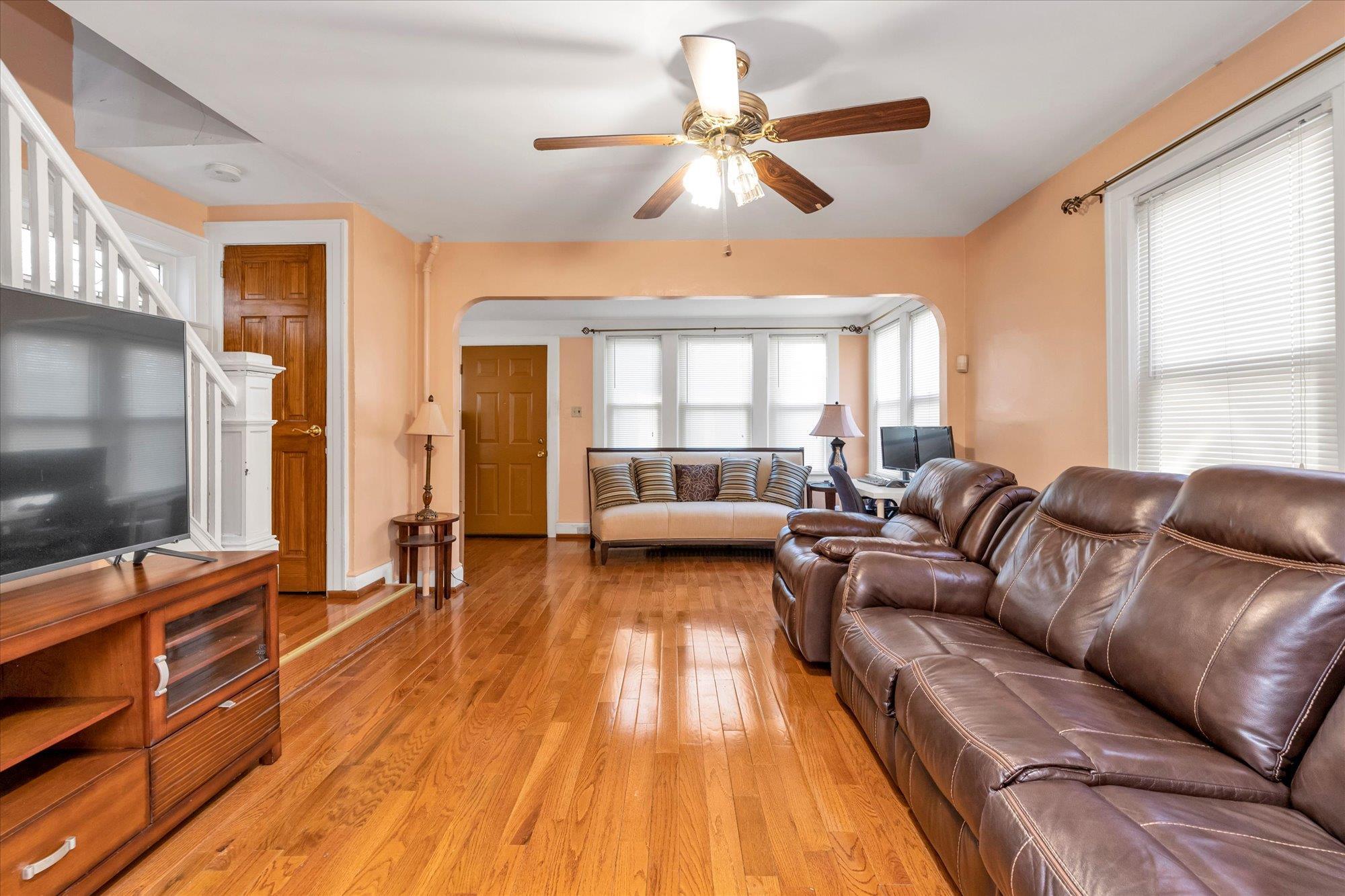 Single Family Fairbury  Queens, NY 11428, MLS-856040-9