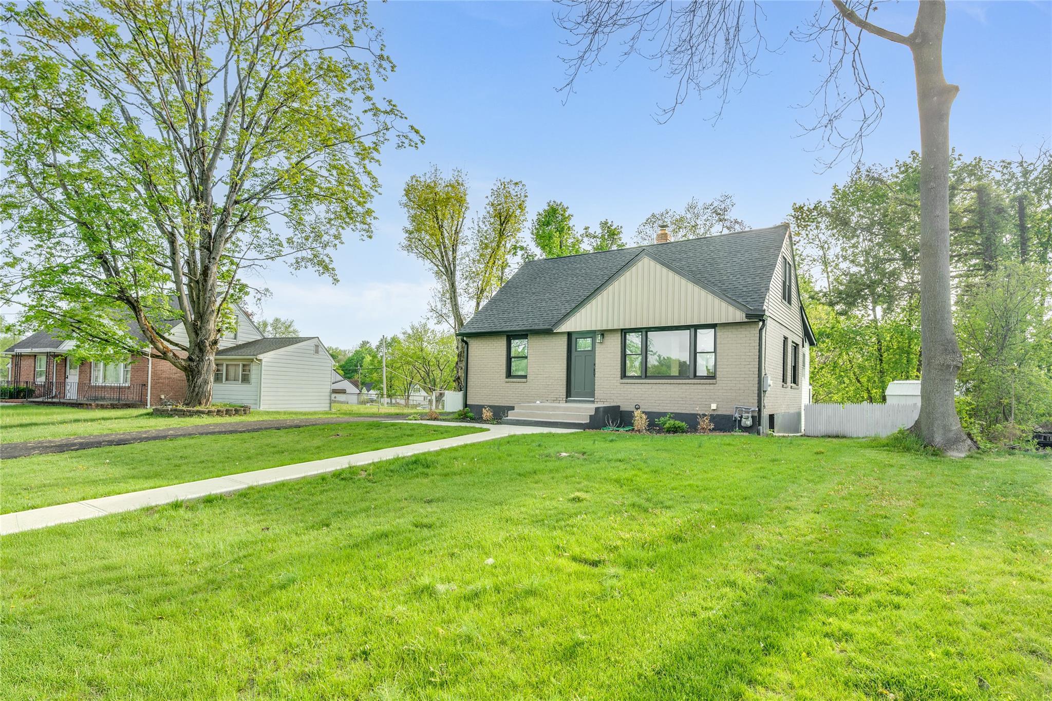 Single Family Briarwood  Dutchess County, NY 12601, MLS-856047-2