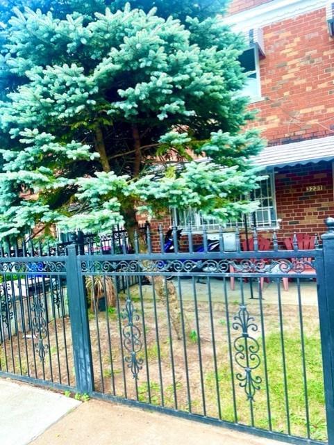 Single Family Grace  Bronx, NY 10469, MLS-856065-16