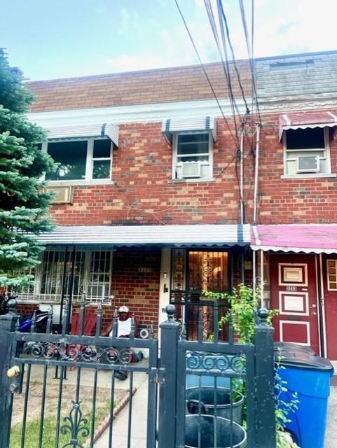 Single Family Grace  Bronx, NY 10469, MLS-856065-17