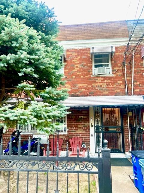 Single Family Grace  Bronx, NY 10469, MLS-856065-2