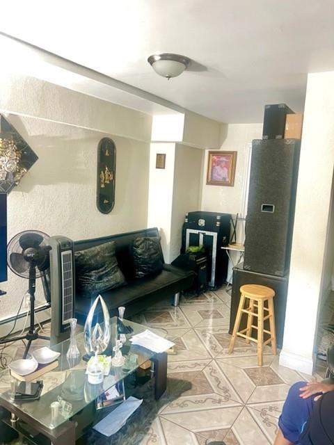 Single Family Grace  Bronx, NY 10469, MLS-856065-4