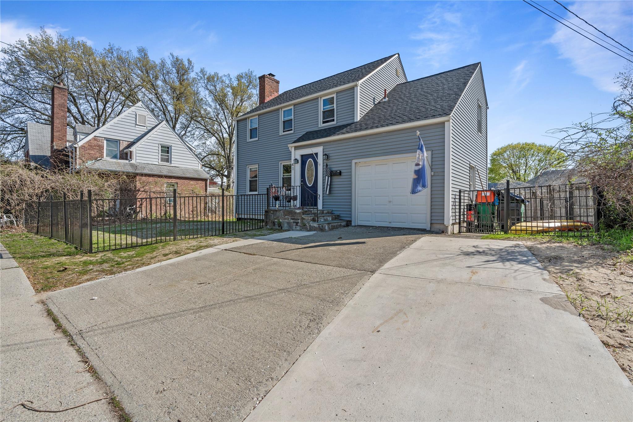 Single Family Verplanck  Dutchess County, NY 12508, MLS-856090-19