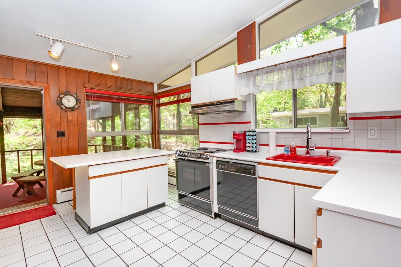 Single Family Furnace Dock  Westchester County, NY 10567, MLS-856113-12