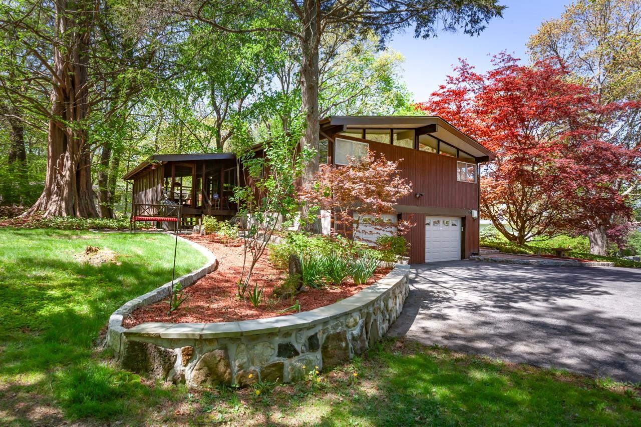 Single Family Furnace Dock  Westchester County, NY 10567, MLS-856113-3