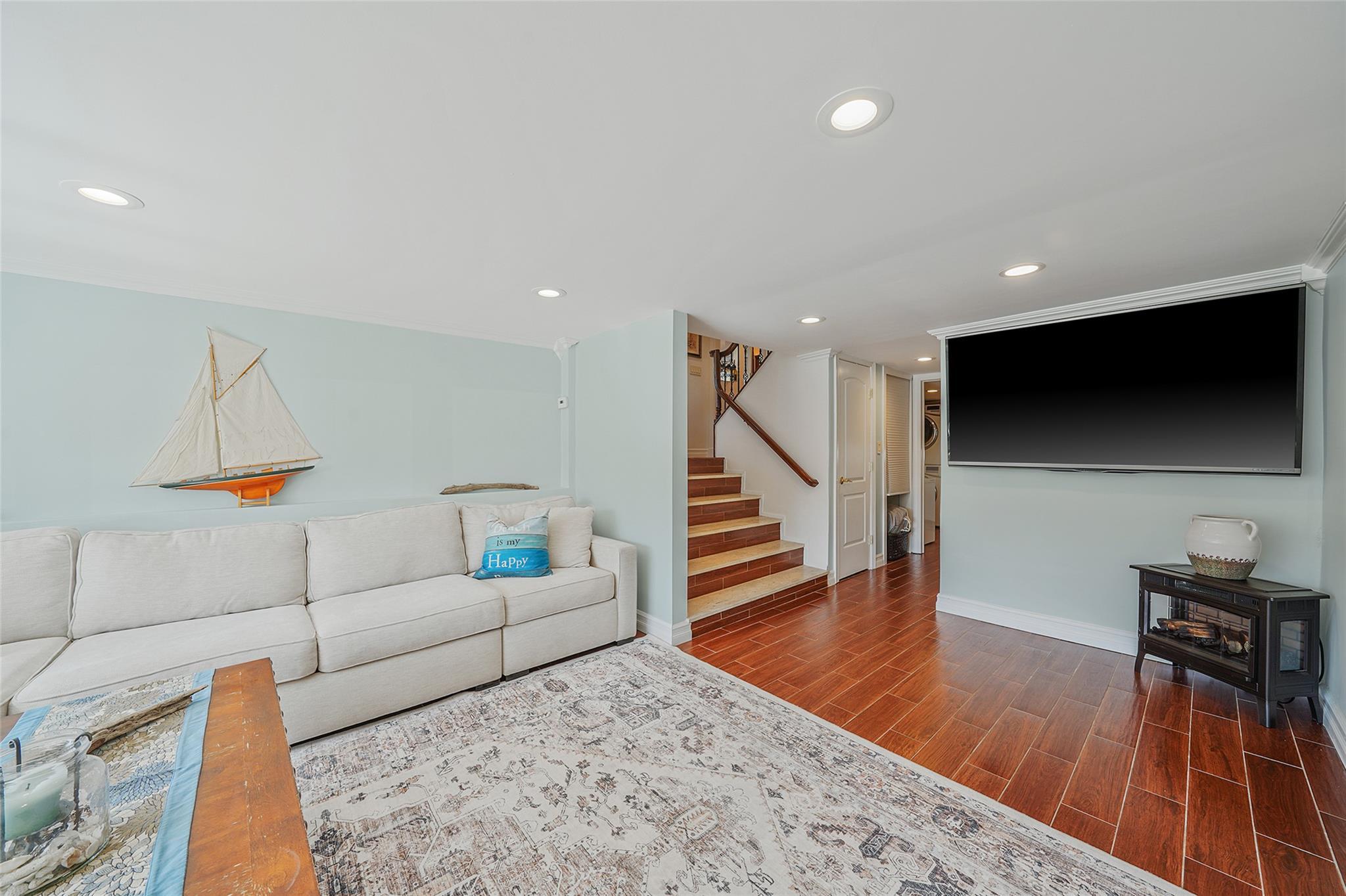 Single Family Jefferson  Nassau County, NY 11558, MLS-856134-11