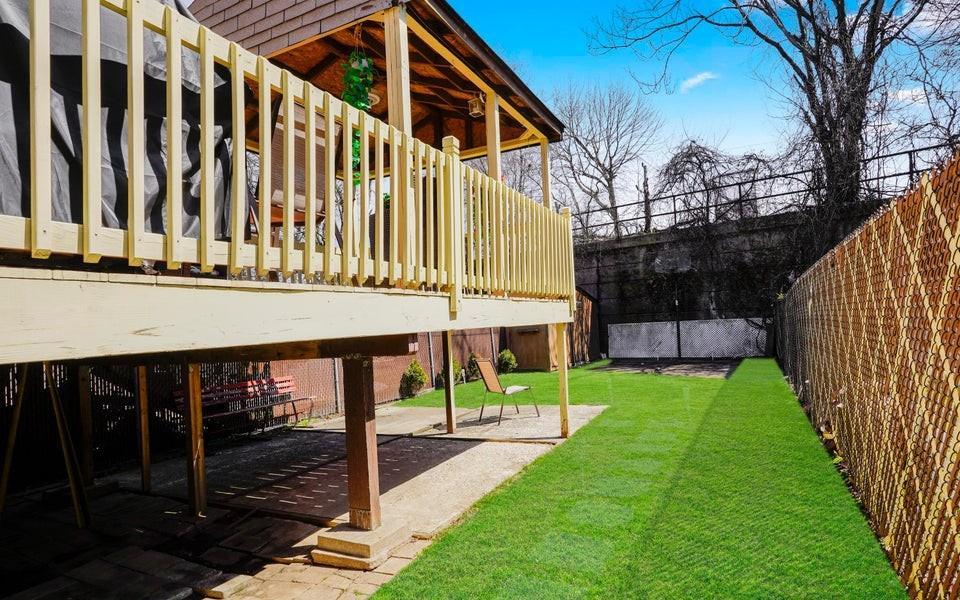 Single Family N Railroad Avenue  Staten Island, NY 10304, MLS-856143-15