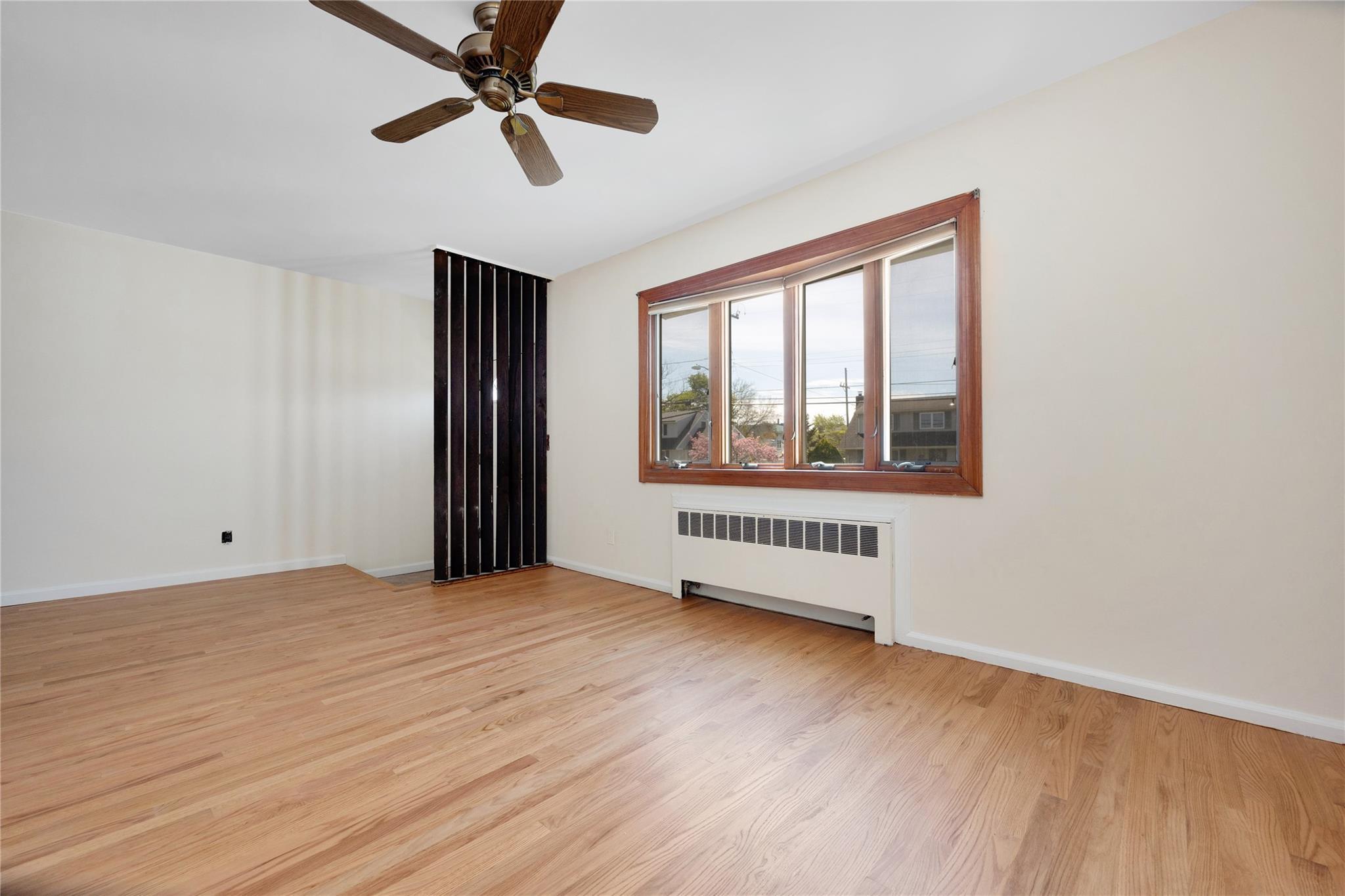 Single Family Merritt  Suffolk County, NY 11795, MLS-856148-10