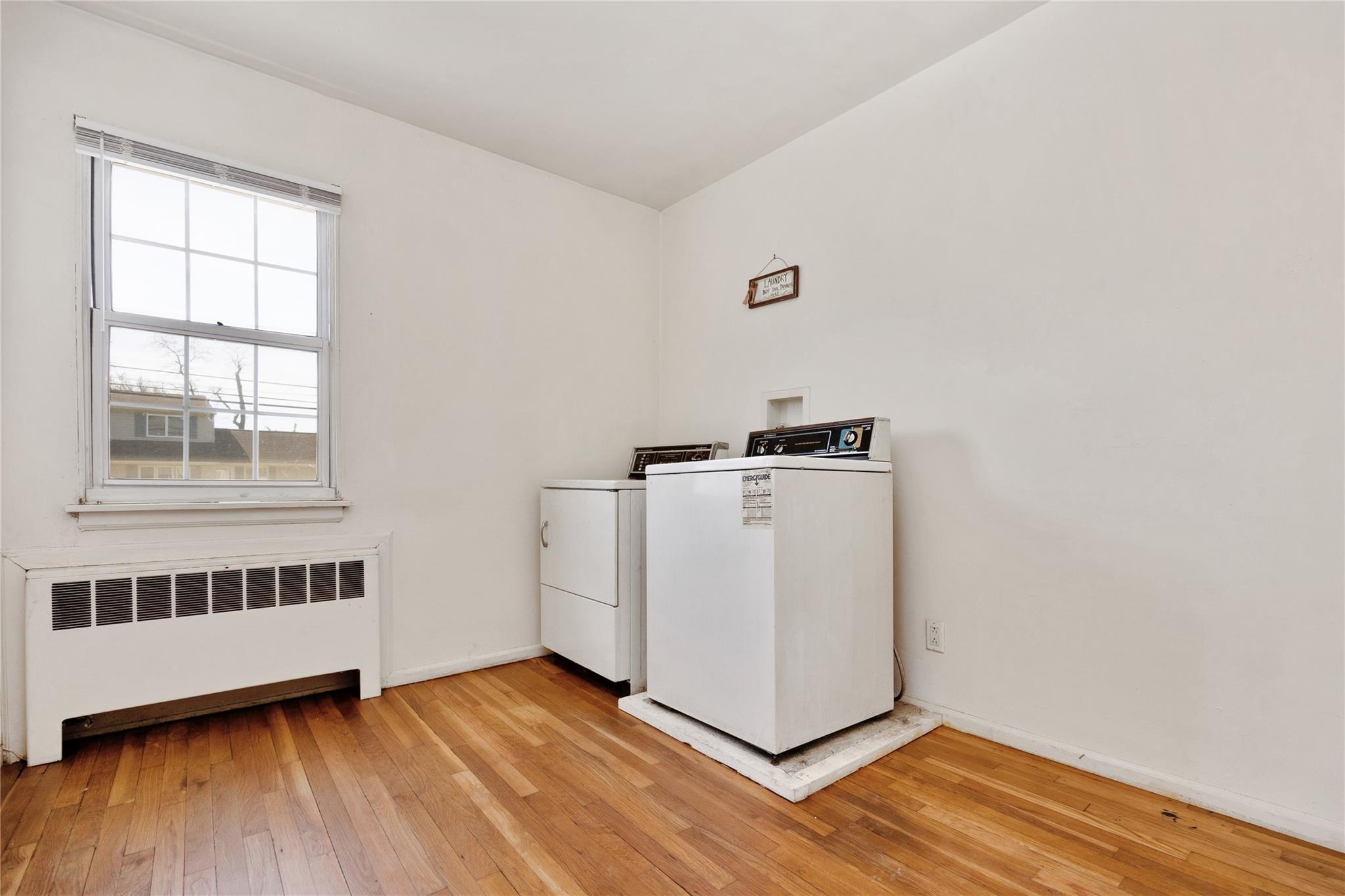 Single Family Merritt  Suffolk County, NY 11795, MLS-856148-20