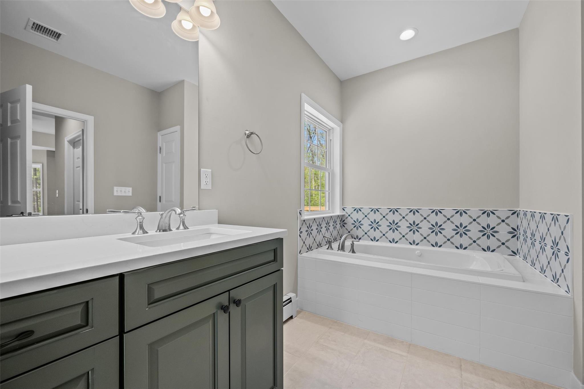 Single Family Lincolndale Acres  Orange County, NY 10992, MLS-856173-24