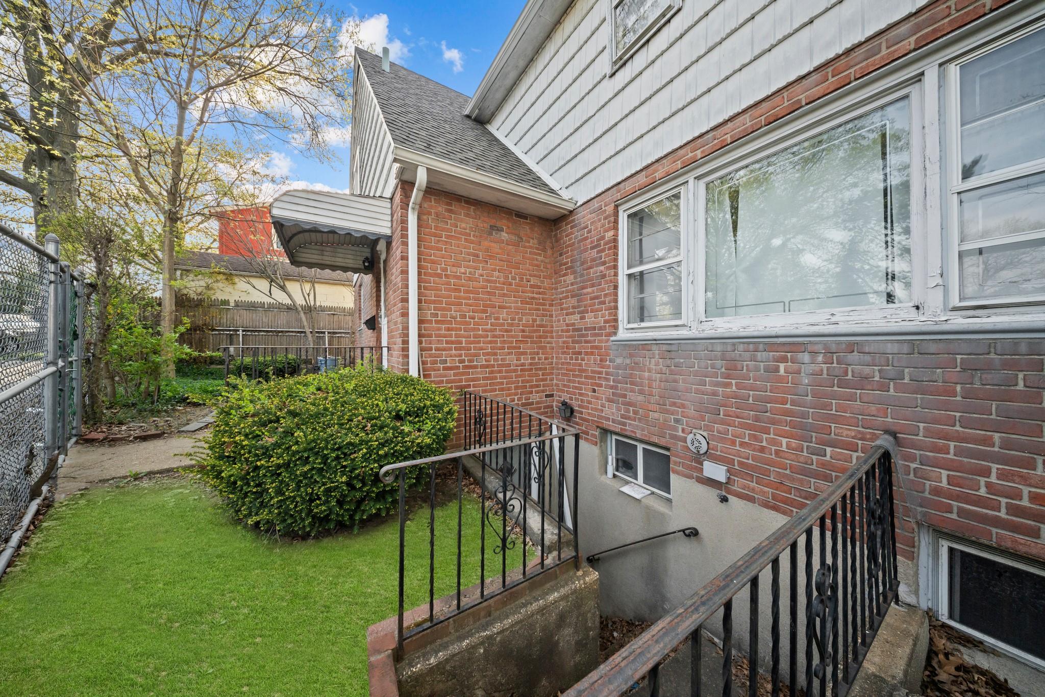 Single Family Horace Hadring  Queens, NY 11365, MLS-856188-12