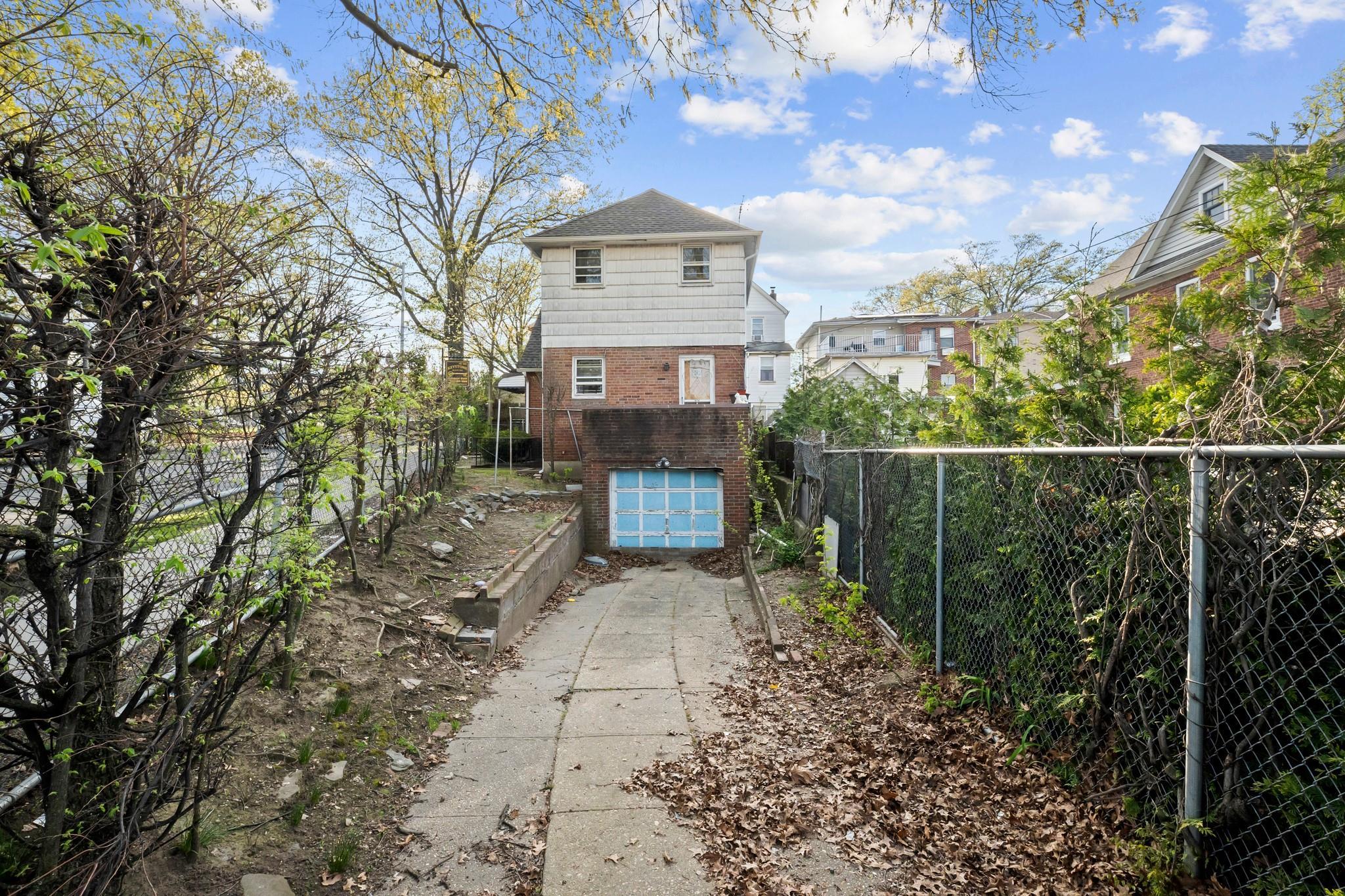 Single Family Horace Hadring  Queens, NY 11365, MLS-856188-13