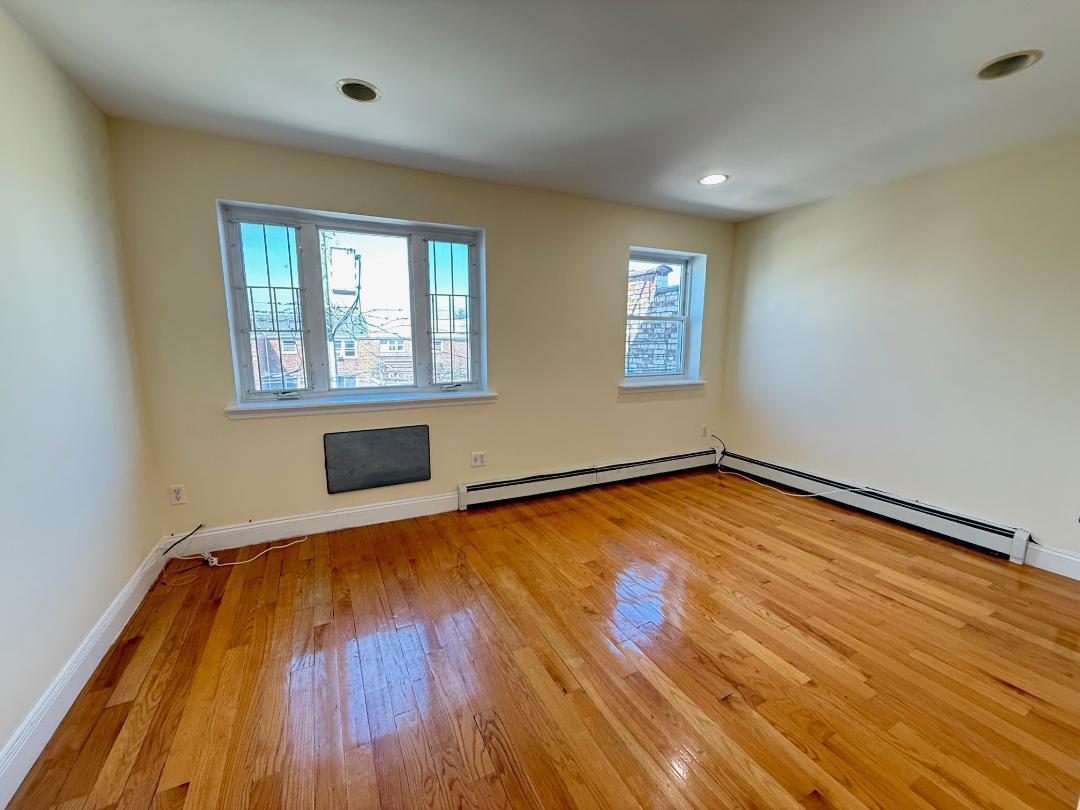 Single Family College Point  Queens, NY 11356, MLS-856192-7