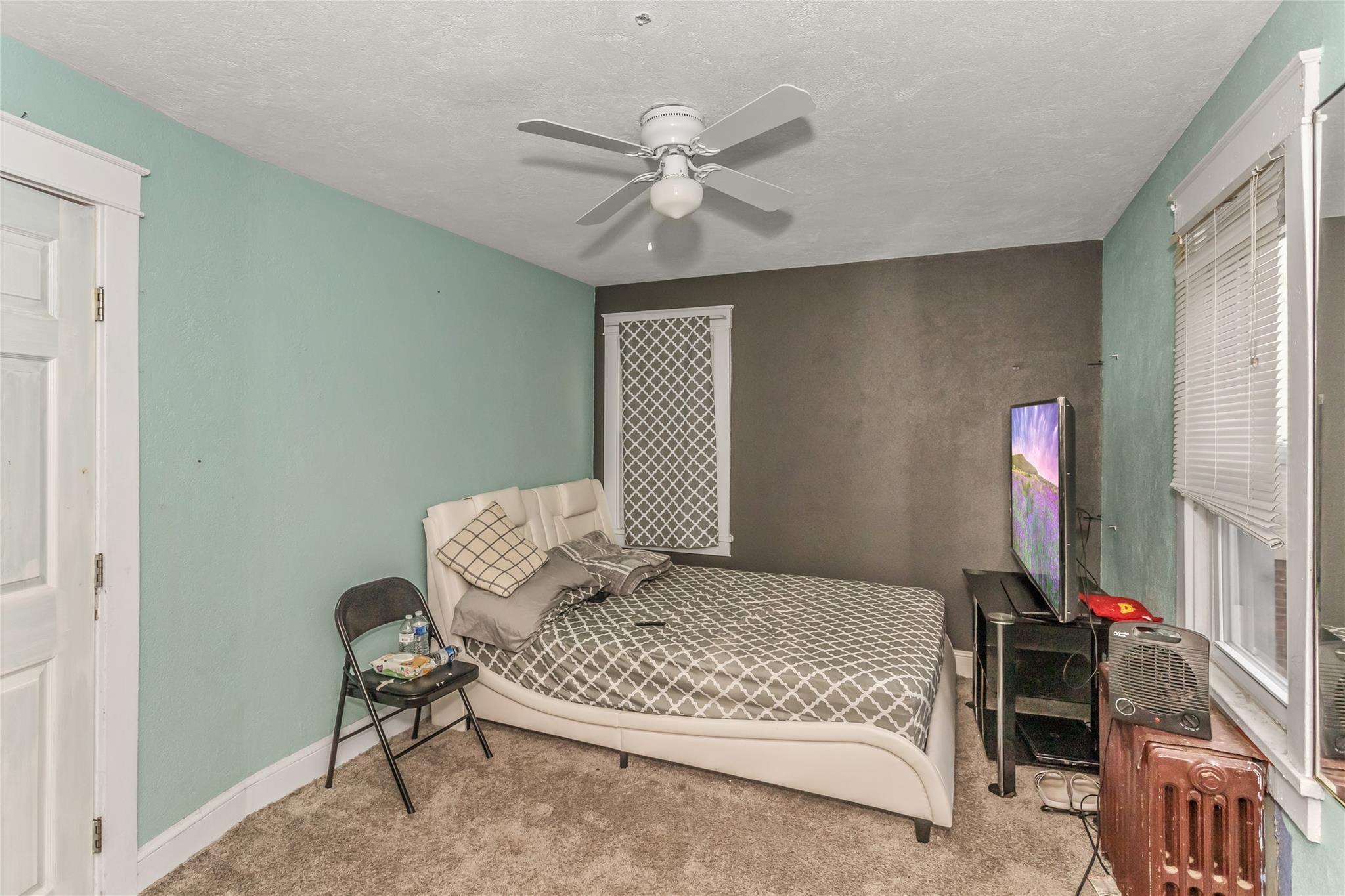 Single Family Lafayette  Nassau County, NY 11550, MLS-856198-9