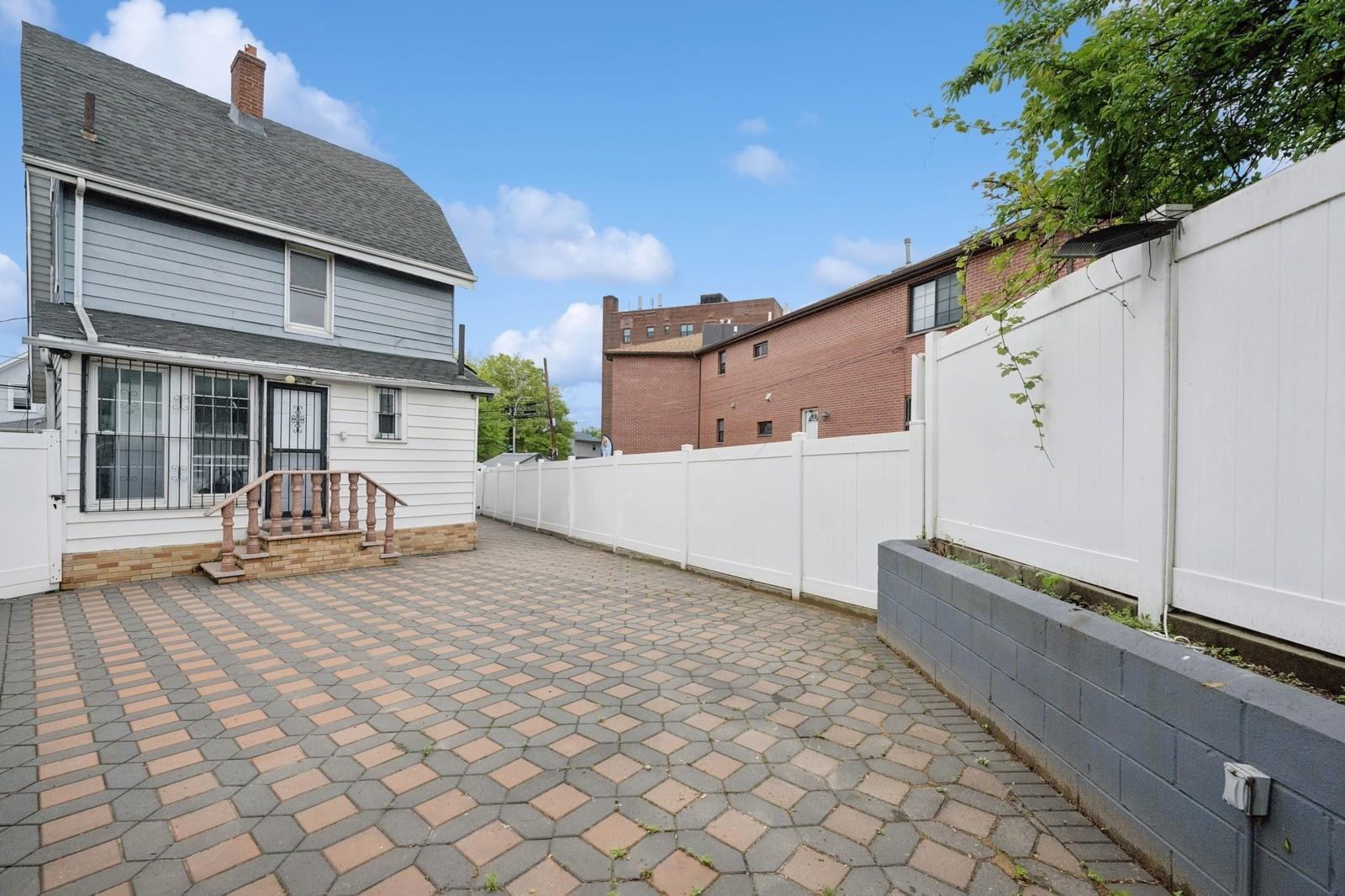 Single Family Buell  Queens, NY 11369, MLS-856204-35