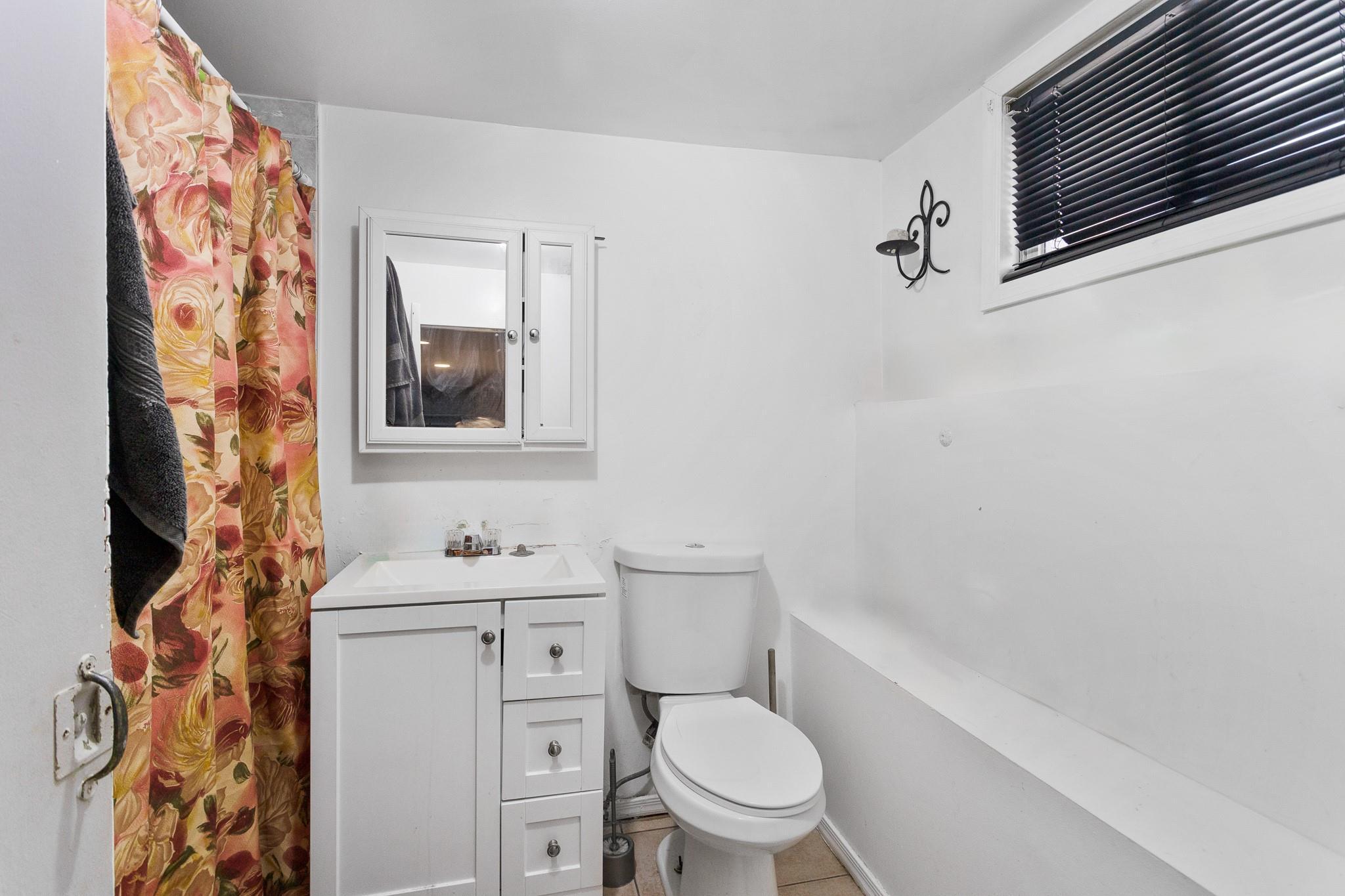 Single Family Buell  Queens, NY 11369, MLS-856204-39