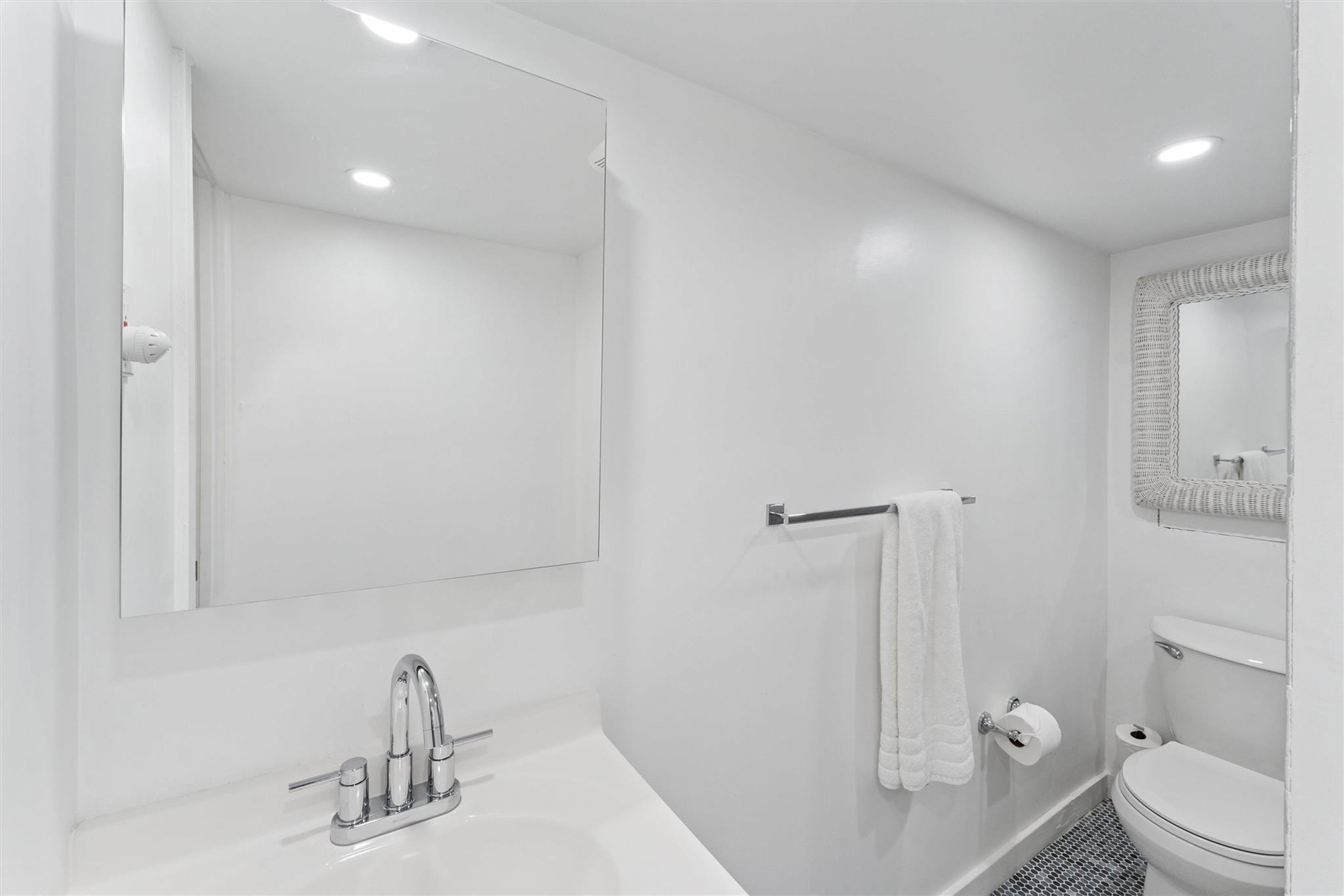 Single Family Basket Neck  Suffolk County, NY 11960, MLS-856210-33
