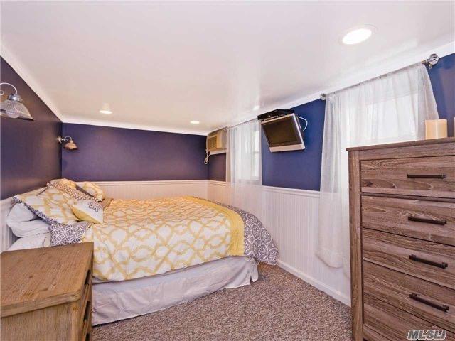 Single Family Hewlett  Nassau County, NY 11569, MLS-856227-13