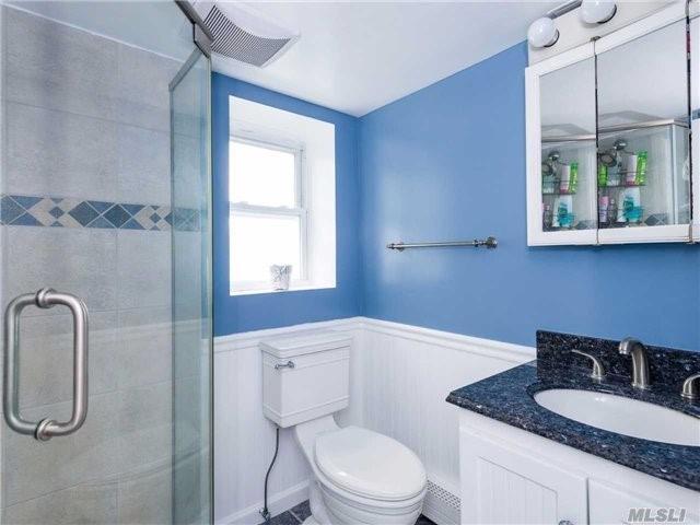 Single Family Hewlett  Nassau County, NY 11569, MLS-856227-14
