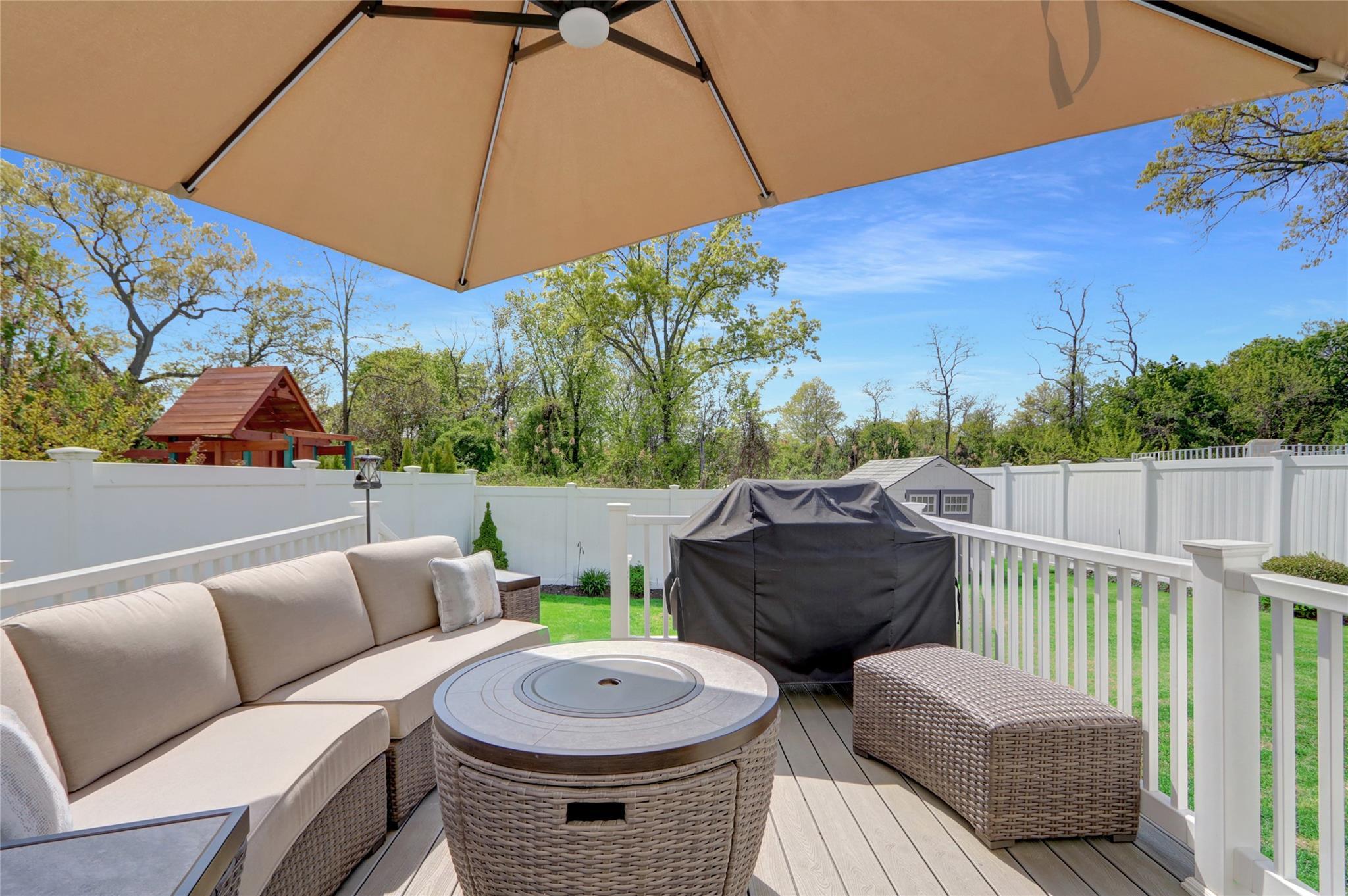 Single Family Bayville Park  Nassau County, NY 11709, MLS-856238-5