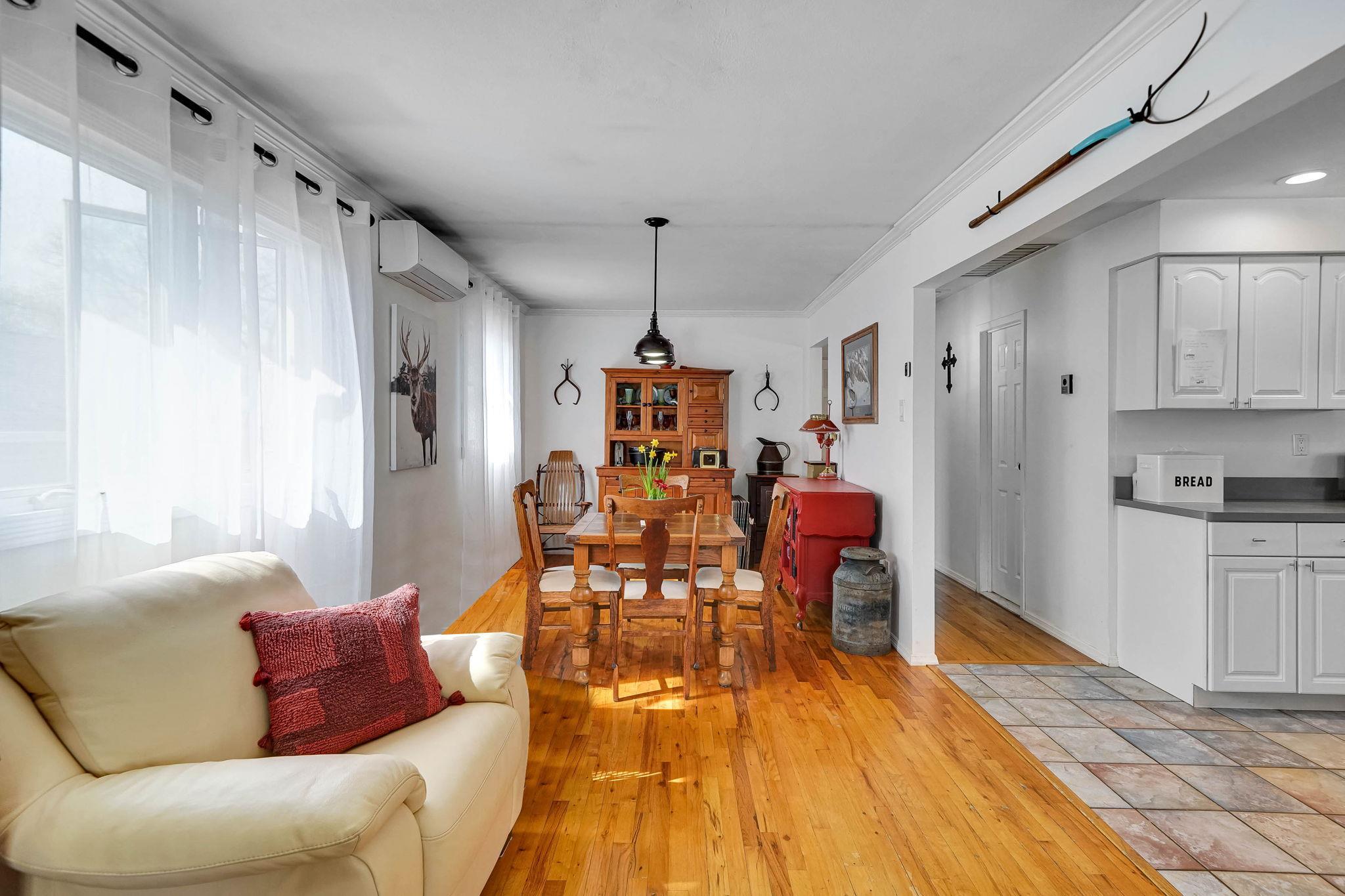 Single Family Awixa  Suffolk County, NY 11784, MLS-856245-5