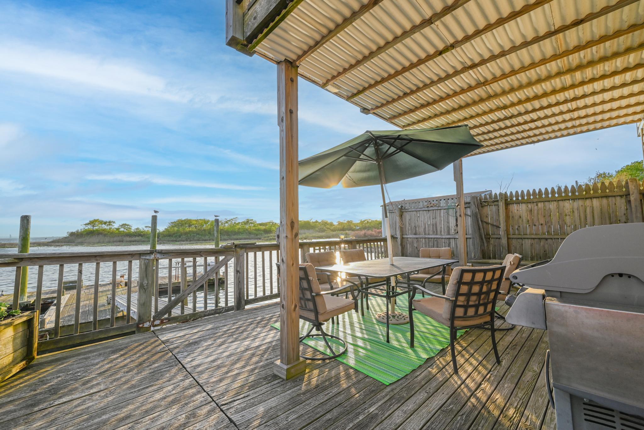 Single Family Cross Bay  Queens, NY 11693, MLS-856248-17