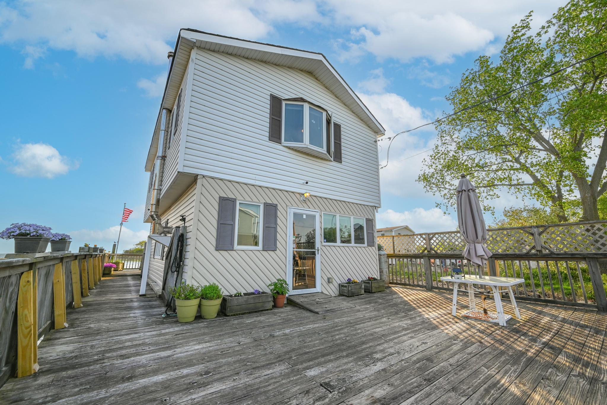 Single Family Cross Bay  Queens, NY 11693, MLS-856248-2