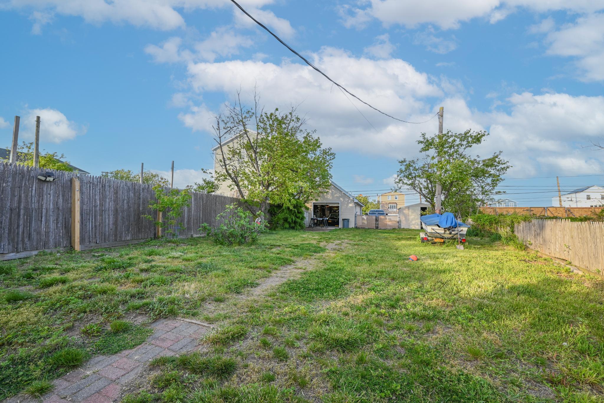 Single Family Cross Bay  Queens, NY 11693, MLS-856248-20