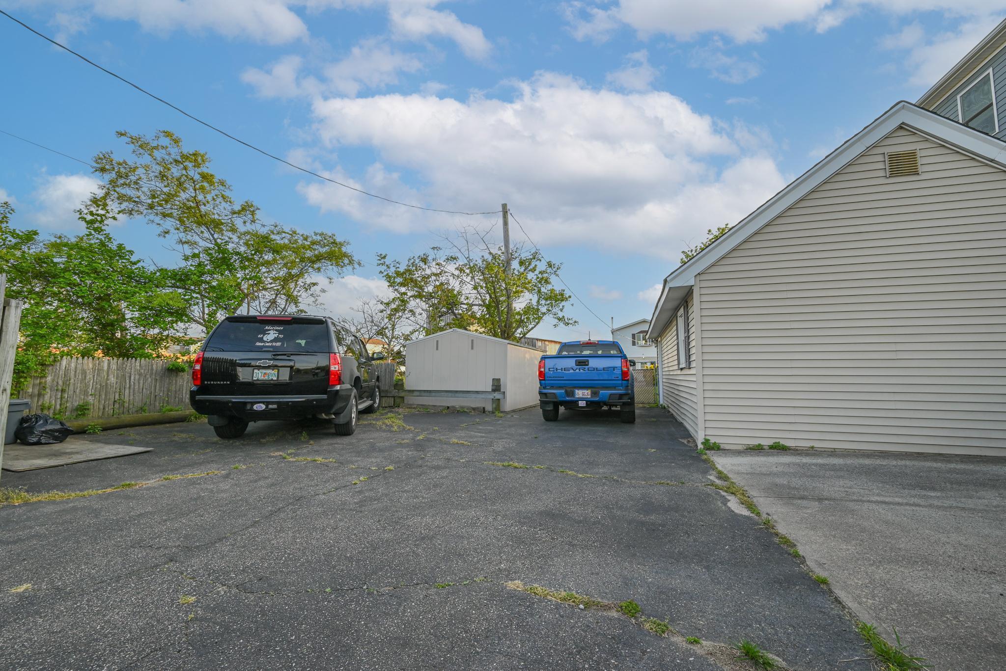 Single Family Cross Bay  Queens, NY 11693, MLS-856248-24