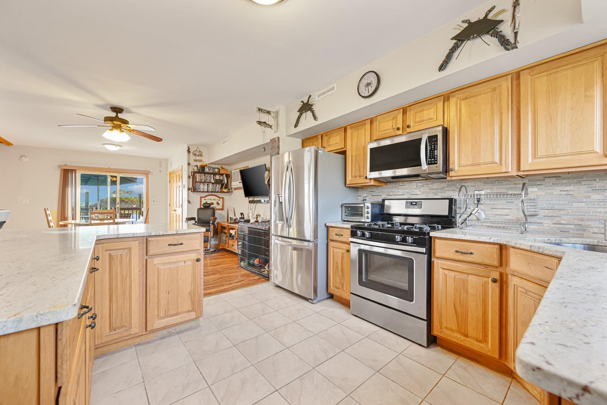 Single Family Cross Bay  Queens, NY 11693, MLS-856248-3