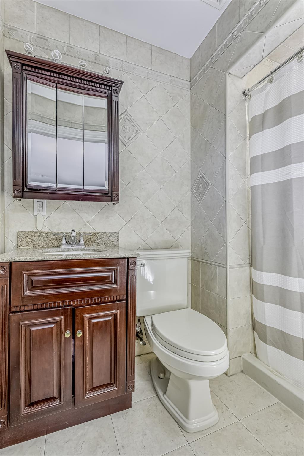 Single Family Maple  Rockland County, NY 10952, MLS-856250-26