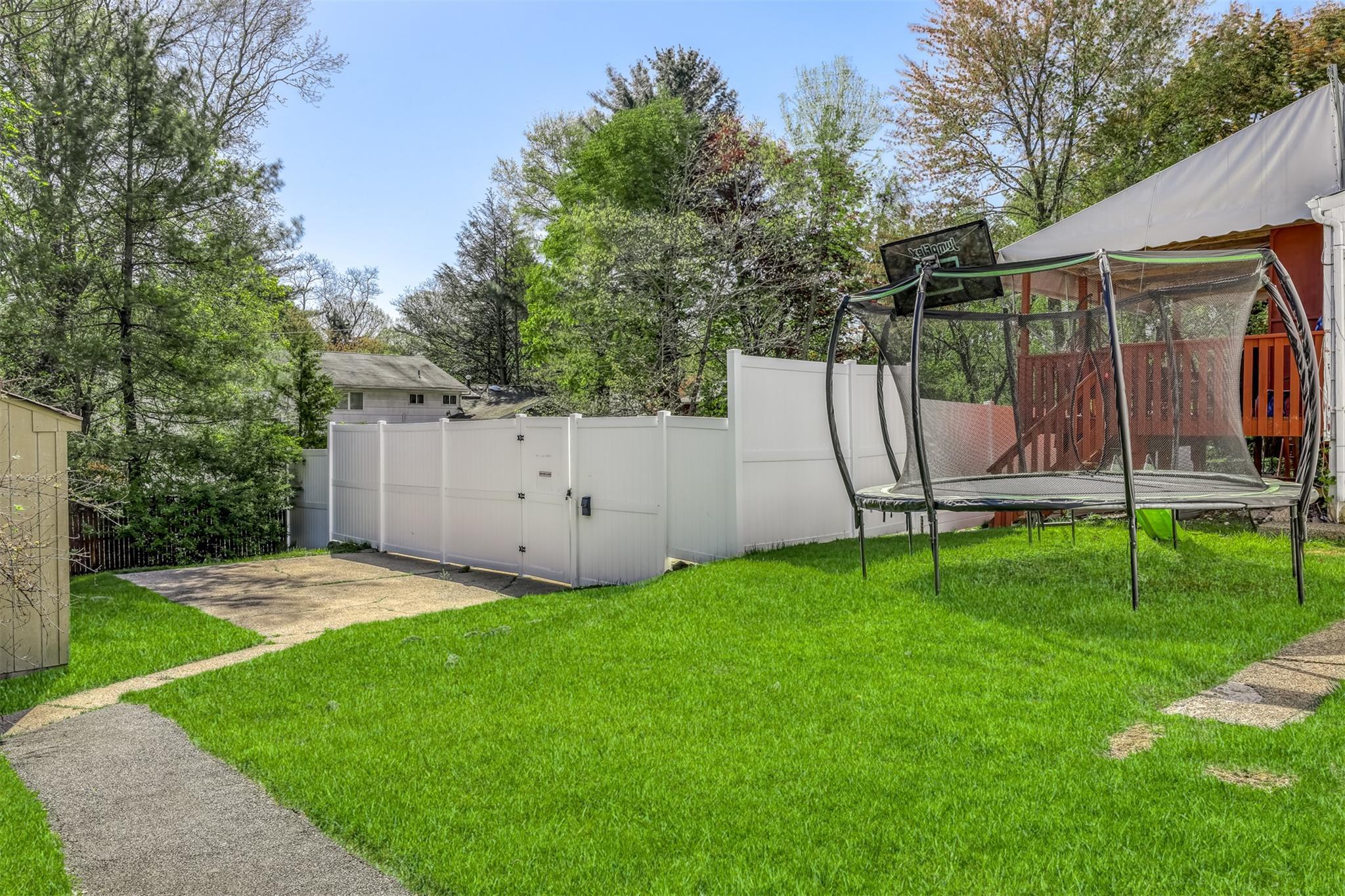 Single Family Maple  Rockland County, NY 10952, MLS-856250-4