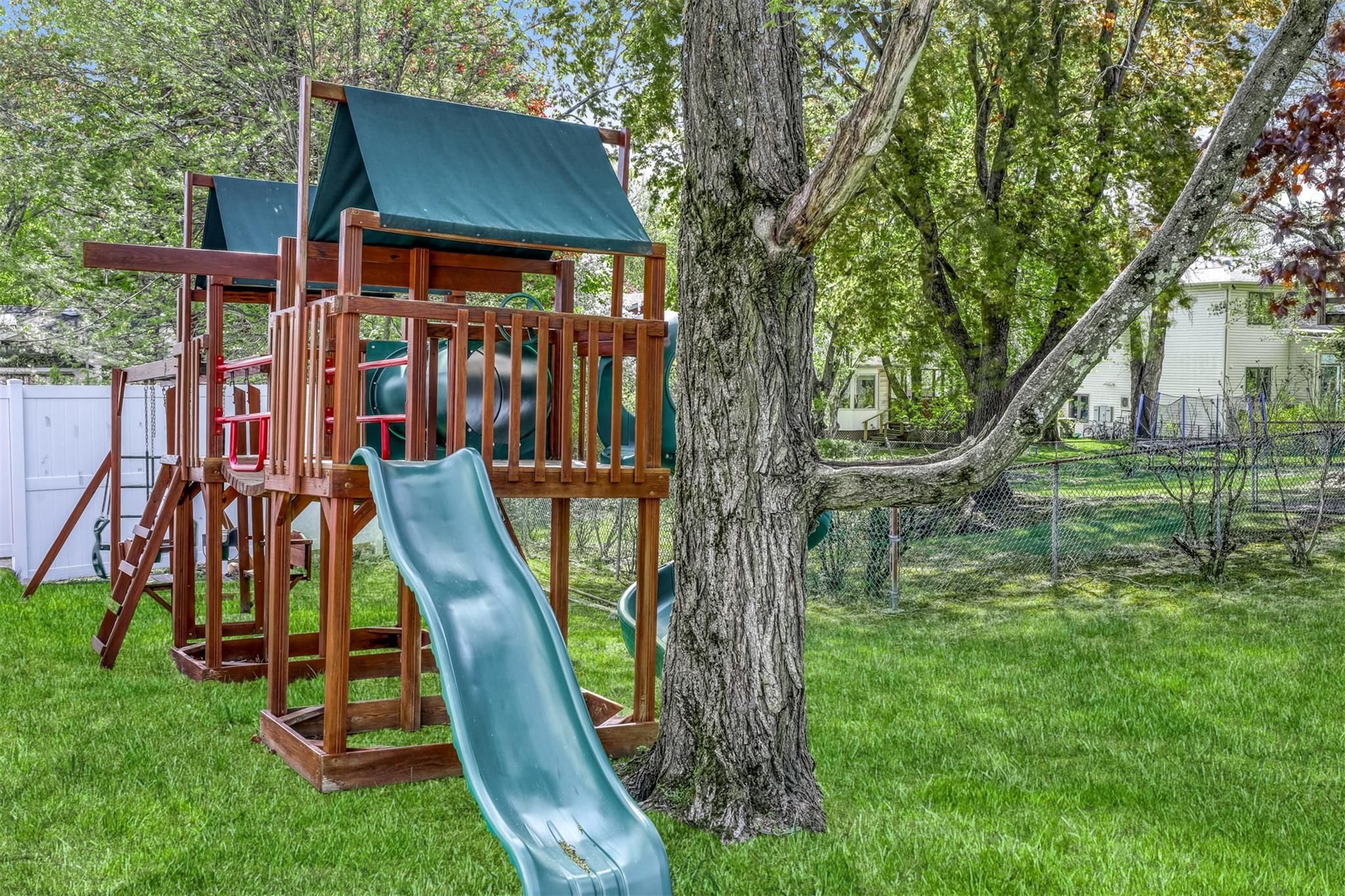 Single Family Maple  Rockland County, NY 10952, MLS-856250-8