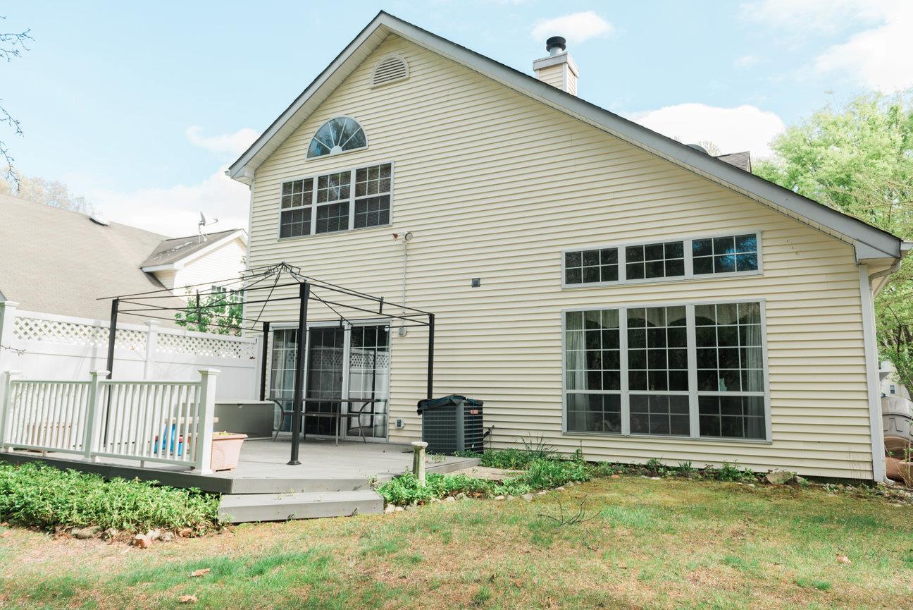 Single Family Cloister  Suffolk County, NY 11953, MLS-856258-39