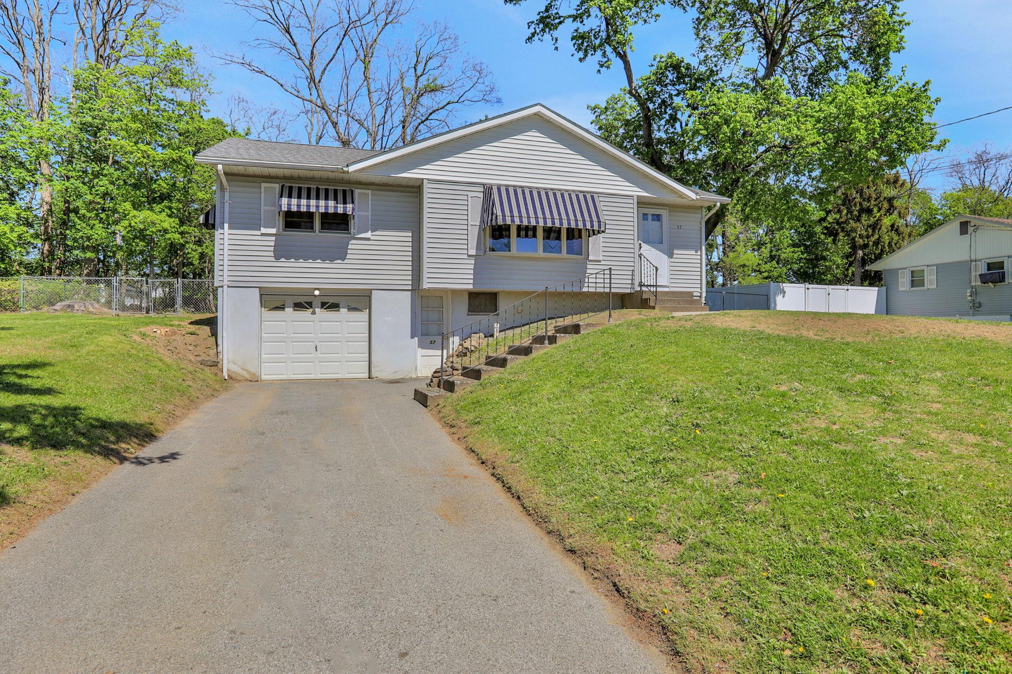 Single Family Harth  Orange County, NY 12553, MLS-856261-2