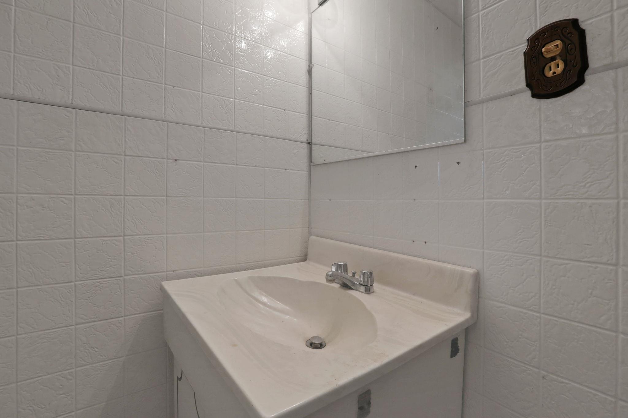 Single Family Harth  Orange County, NY 12553, MLS-856261-29