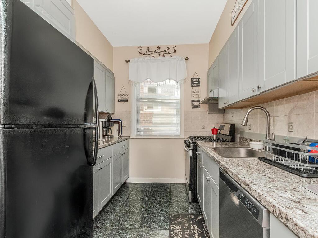 Single Family Mclean  Westchester County, NY 10705, MLS-856262-8