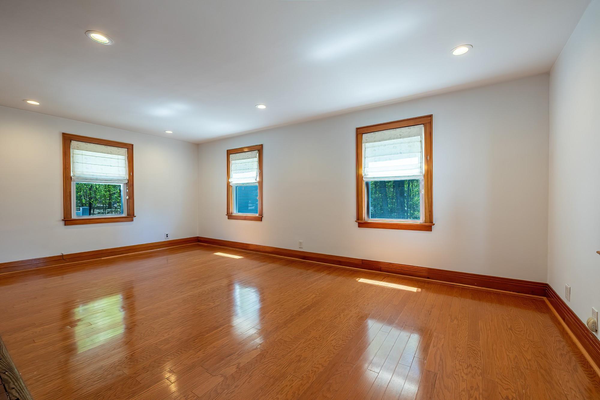 Single Family Lafayette  Westchester County, NY 10567, MLS-856264-4