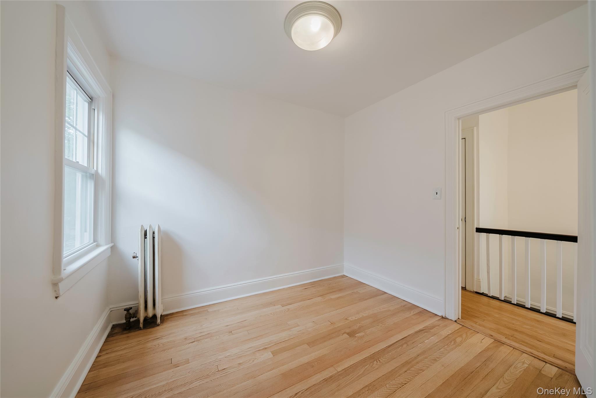 Single Family Wickham  Bronx, NY 10466, MLS-856265-10