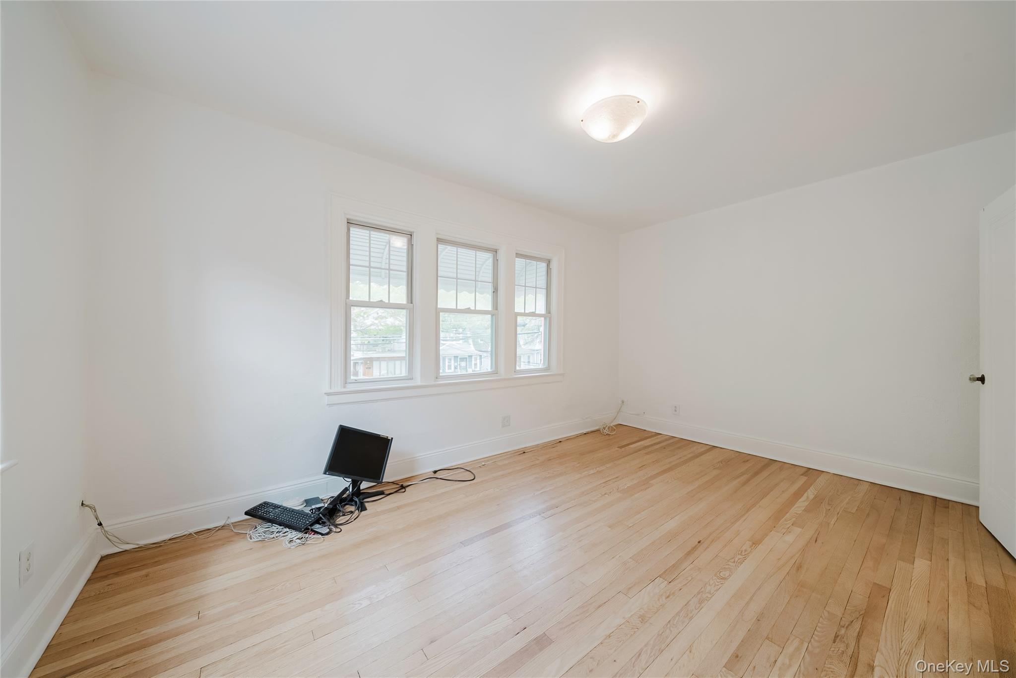 Single Family Wickham  Bronx, NY 10466, MLS-856265-14