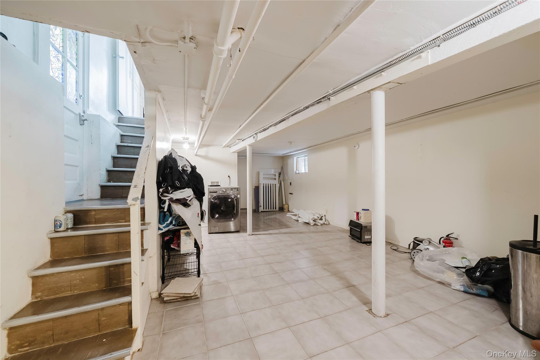 Single Family Wickham  Bronx, NY 10466, MLS-856265-26