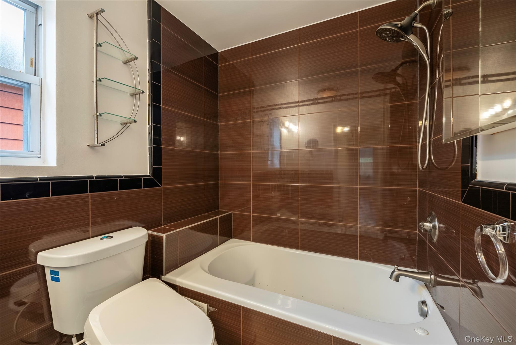 Single Family Wickham  Bronx, NY 10466, MLS-856265-37