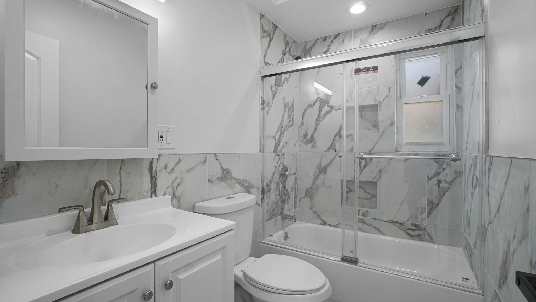 Single Family Dauntless  Nassau County, NY 11003, MLS-856272-10