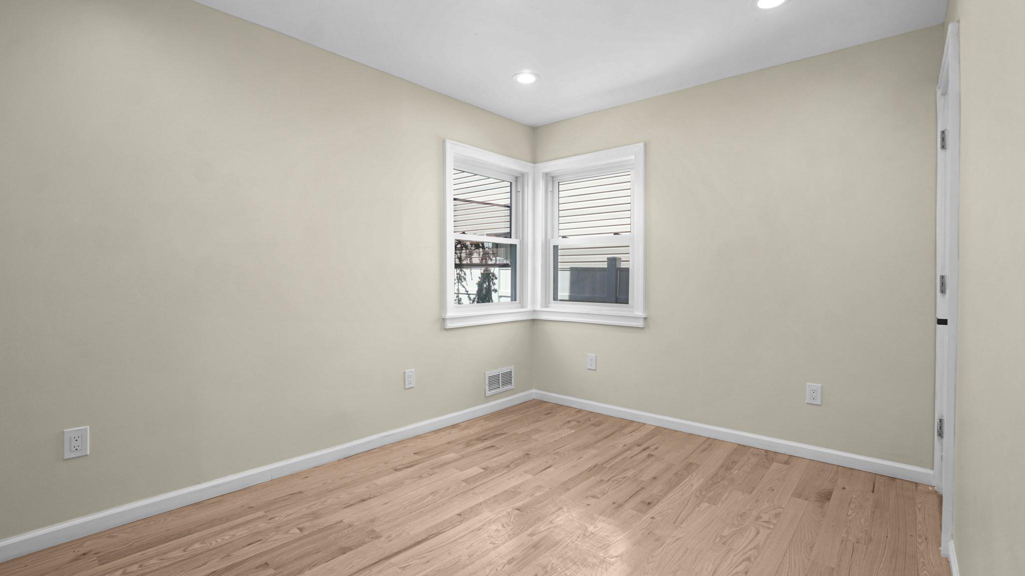 Single Family Dauntless  Nassau County, NY 11003, MLS-856272-15