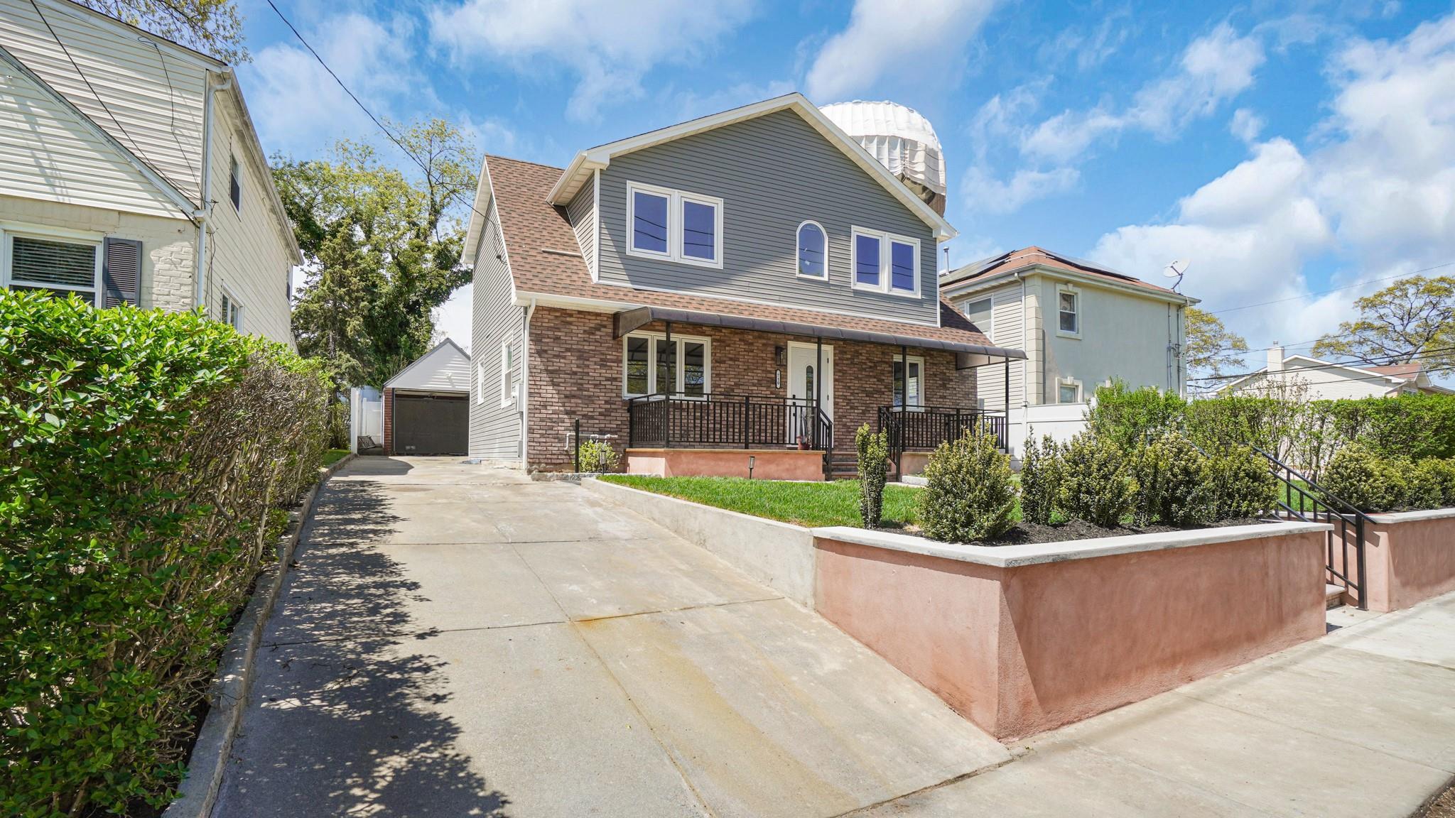Single Family Dauntless  Nassau County, NY 11003, MLS-856272-2