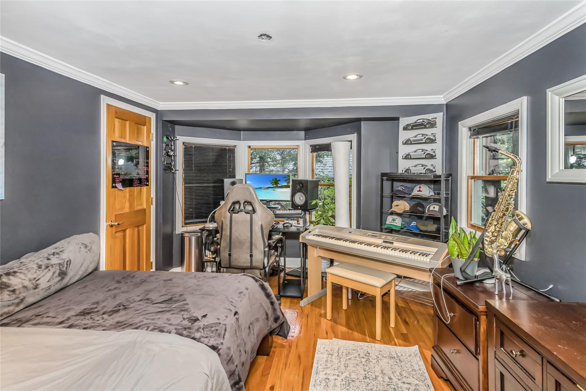 Single Family Madison  Nassau County, NY 11542, MLS-856282-21