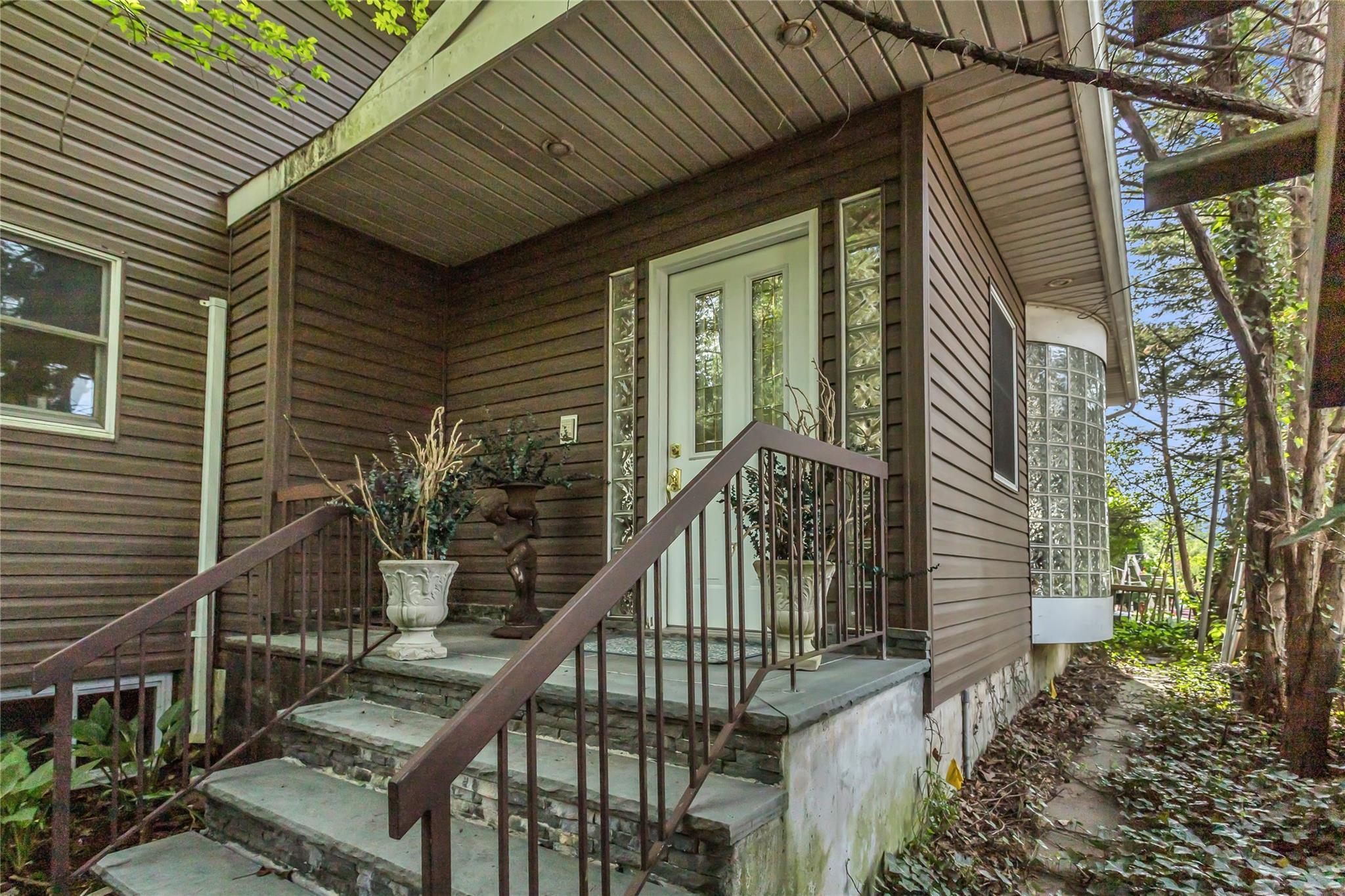 Single Family Madison  Nassau County, NY 11542, MLS-856282-27